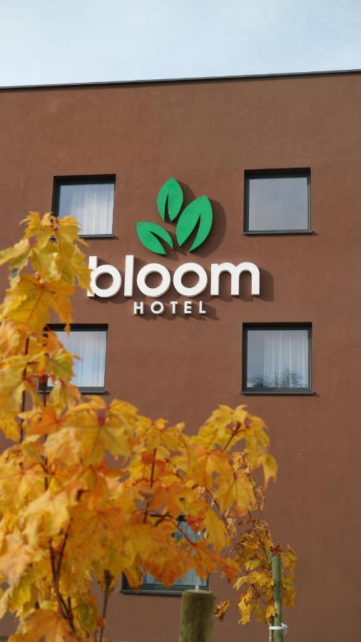 Bloom Hotel Airport Okecie ราชิน ภายนอก รูปภาพ